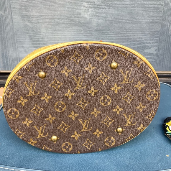 ❤️ Beautiful 🎉 Louis Vuitton  Bucket Gm #Y0350 - Picture 11 of 17